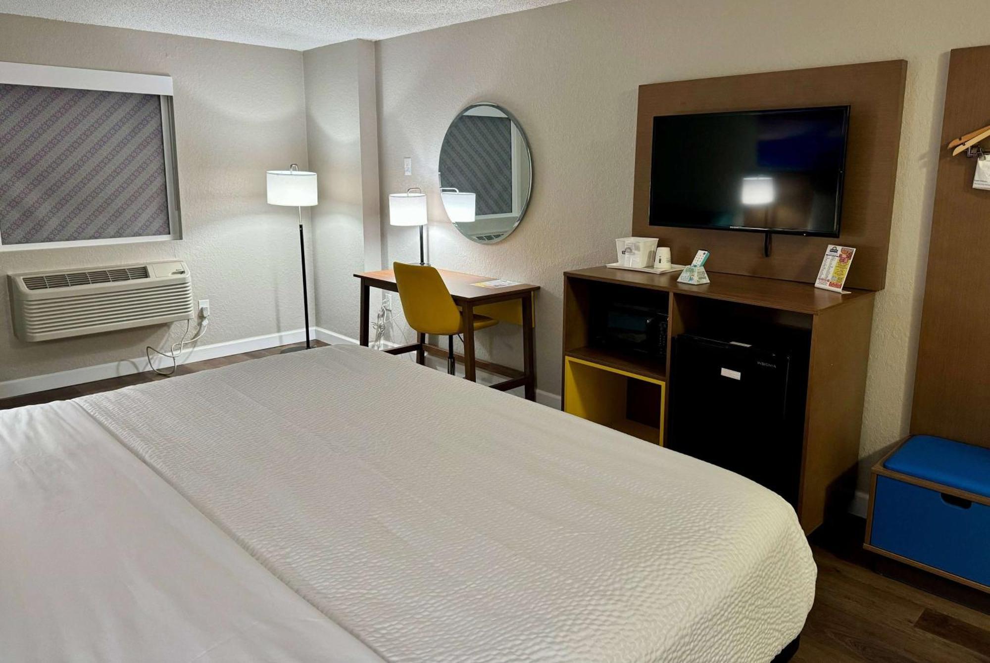Days By Wyndham Sarasota I-75 * Vamo