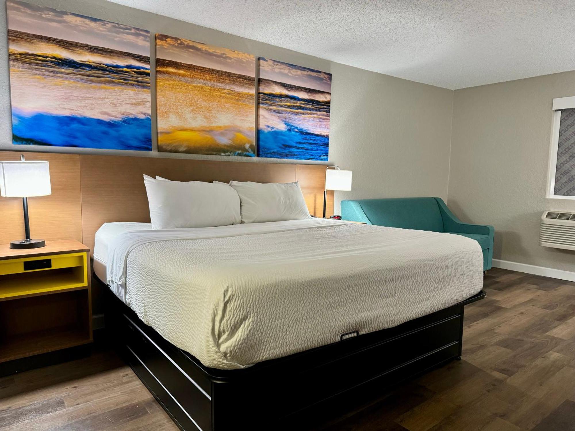 Days By Wyndham Sarasota I-75 Vamo