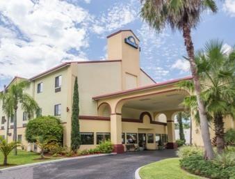 Days By Wyndham Sarasota I-75 *